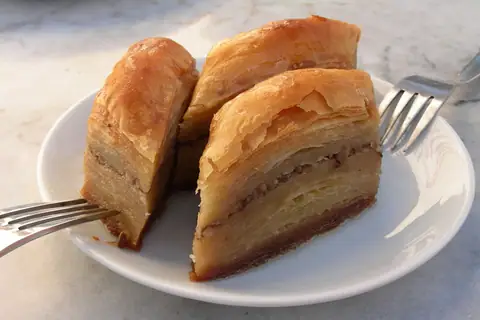 Yummy Kũrtõs photo 4